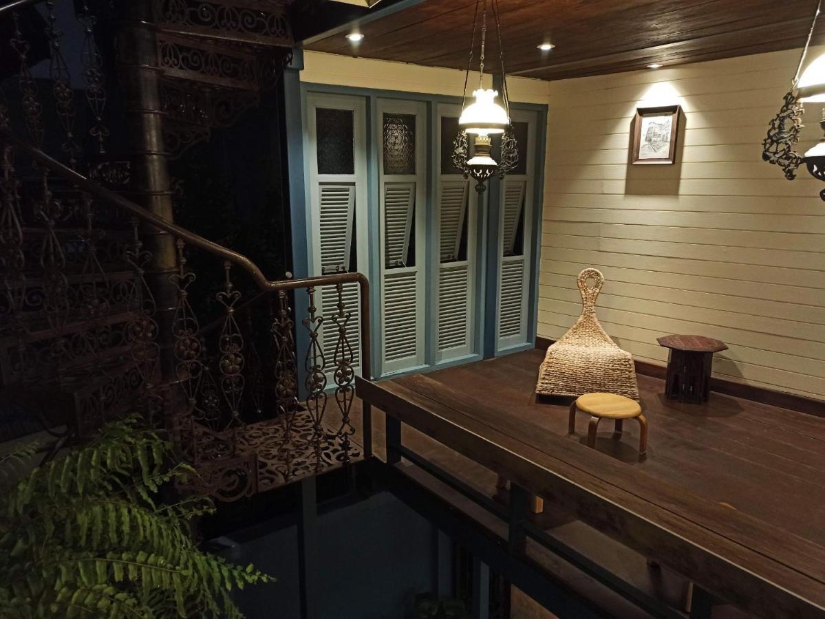 Priya Boutique House Bed & Breakfast Bangkok Ngoại thất bức ảnh