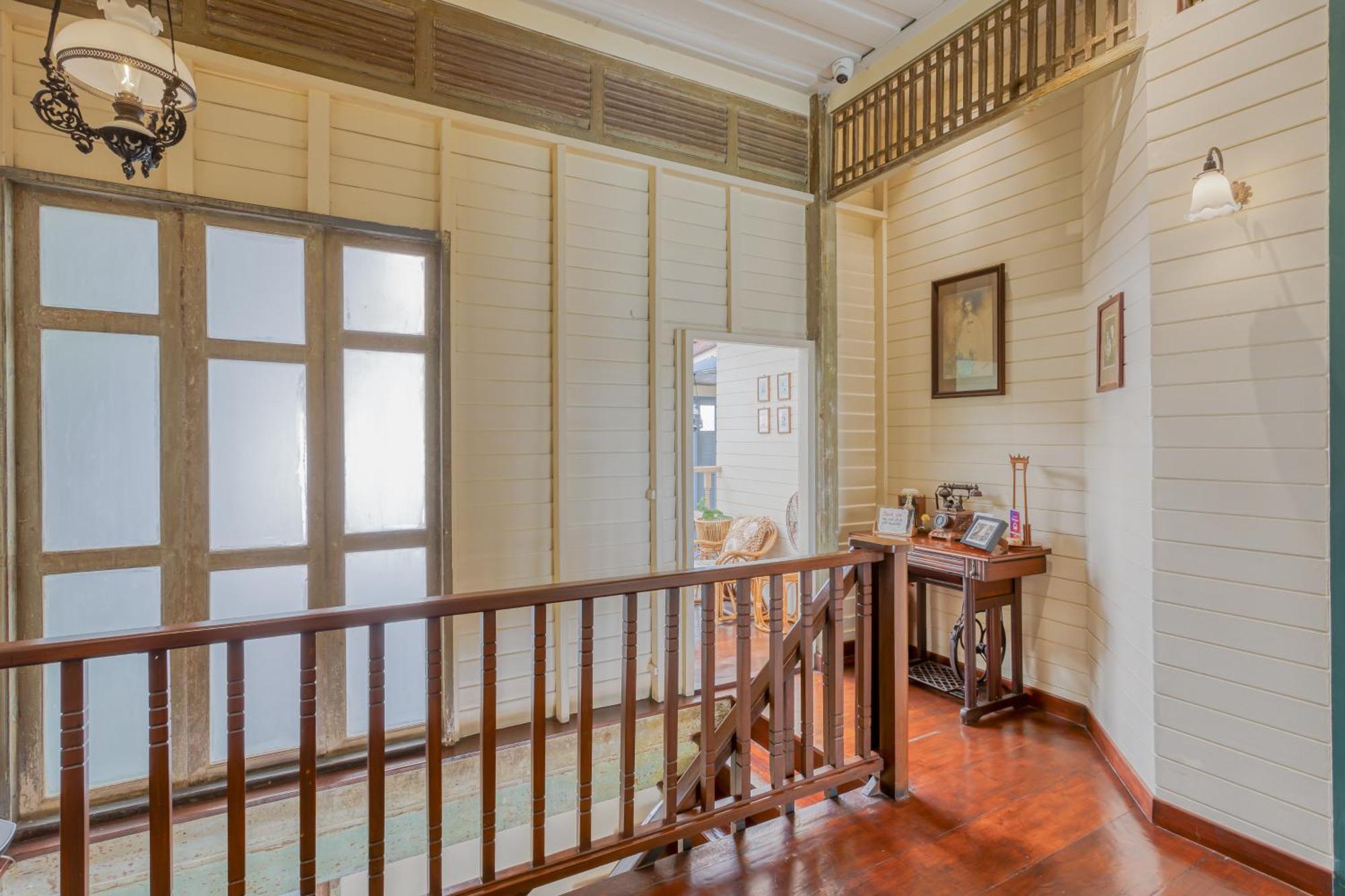Priya Boutique House Bed & Breakfast Bangkok Ngoại thất bức ảnh