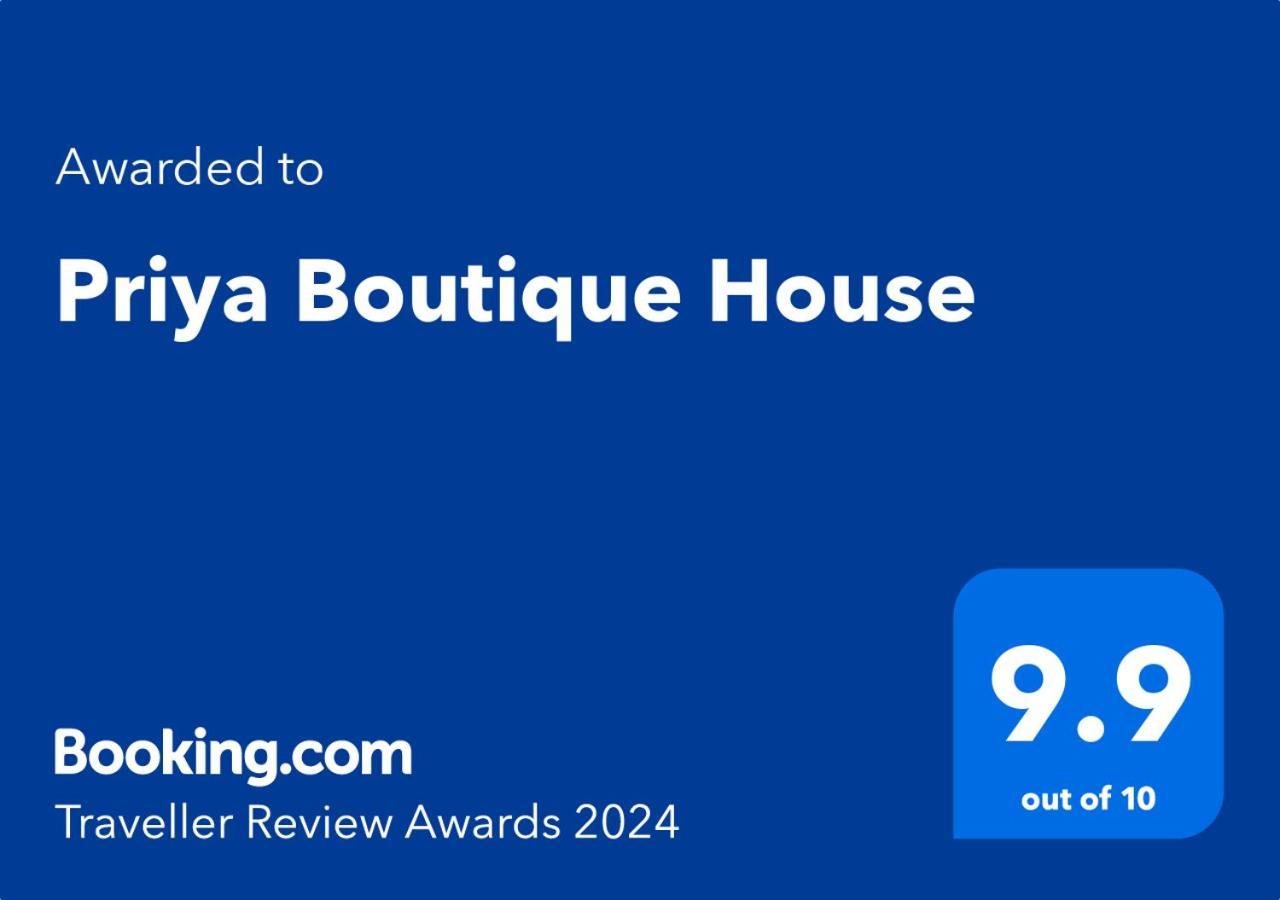 Priya Boutique House Bed & Breakfast Bangkok Ngoại thất bức ảnh