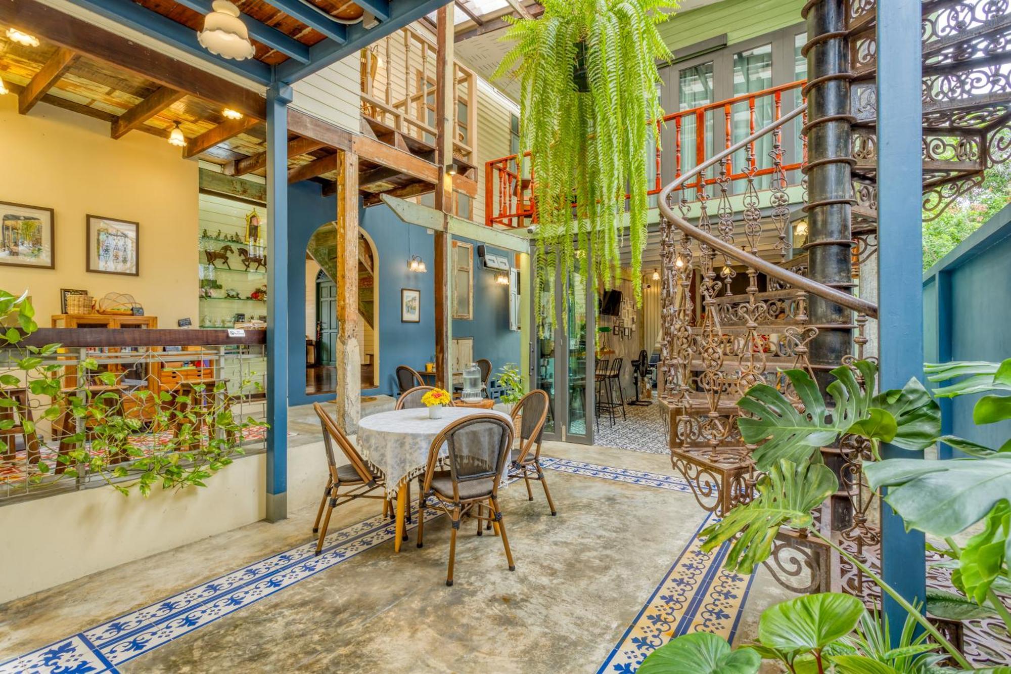 Priya Boutique House Bed & Breakfast Bangkok Ngoại thất bức ảnh